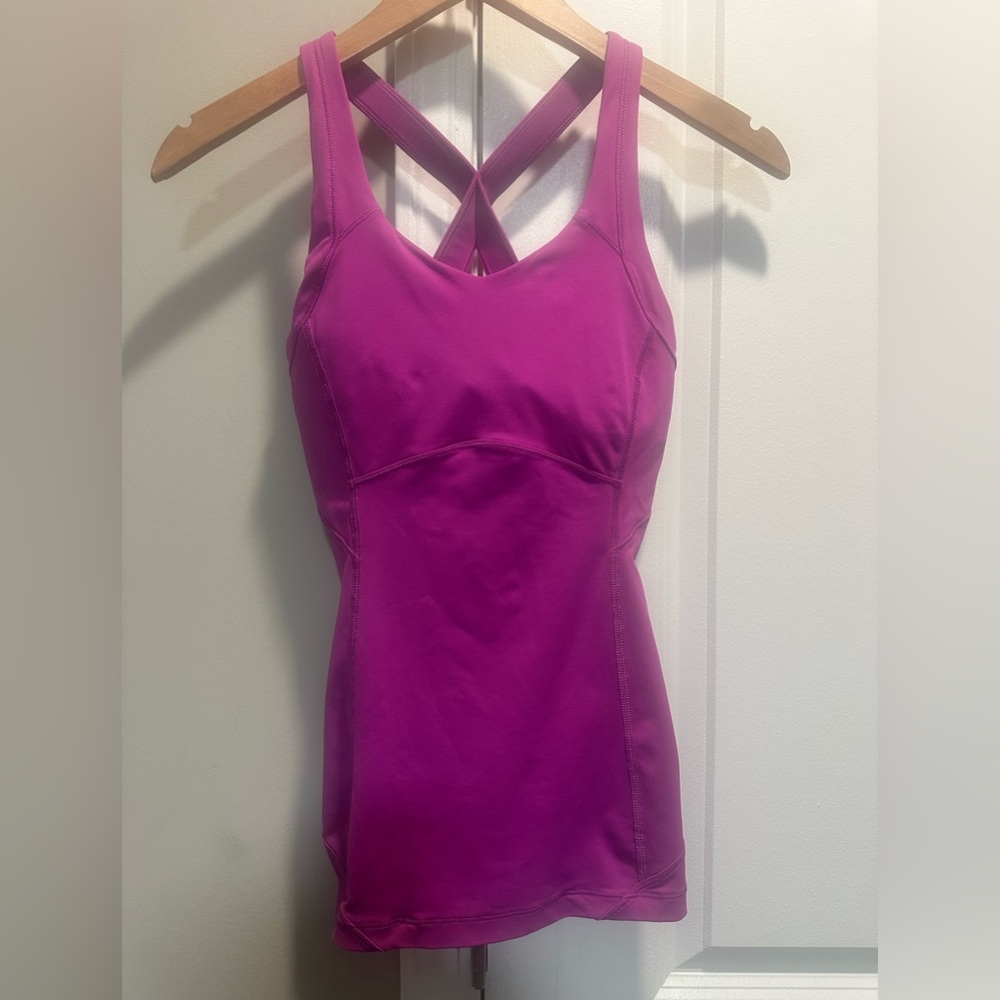 Lululemon workout ‎ Tank Top Size 4